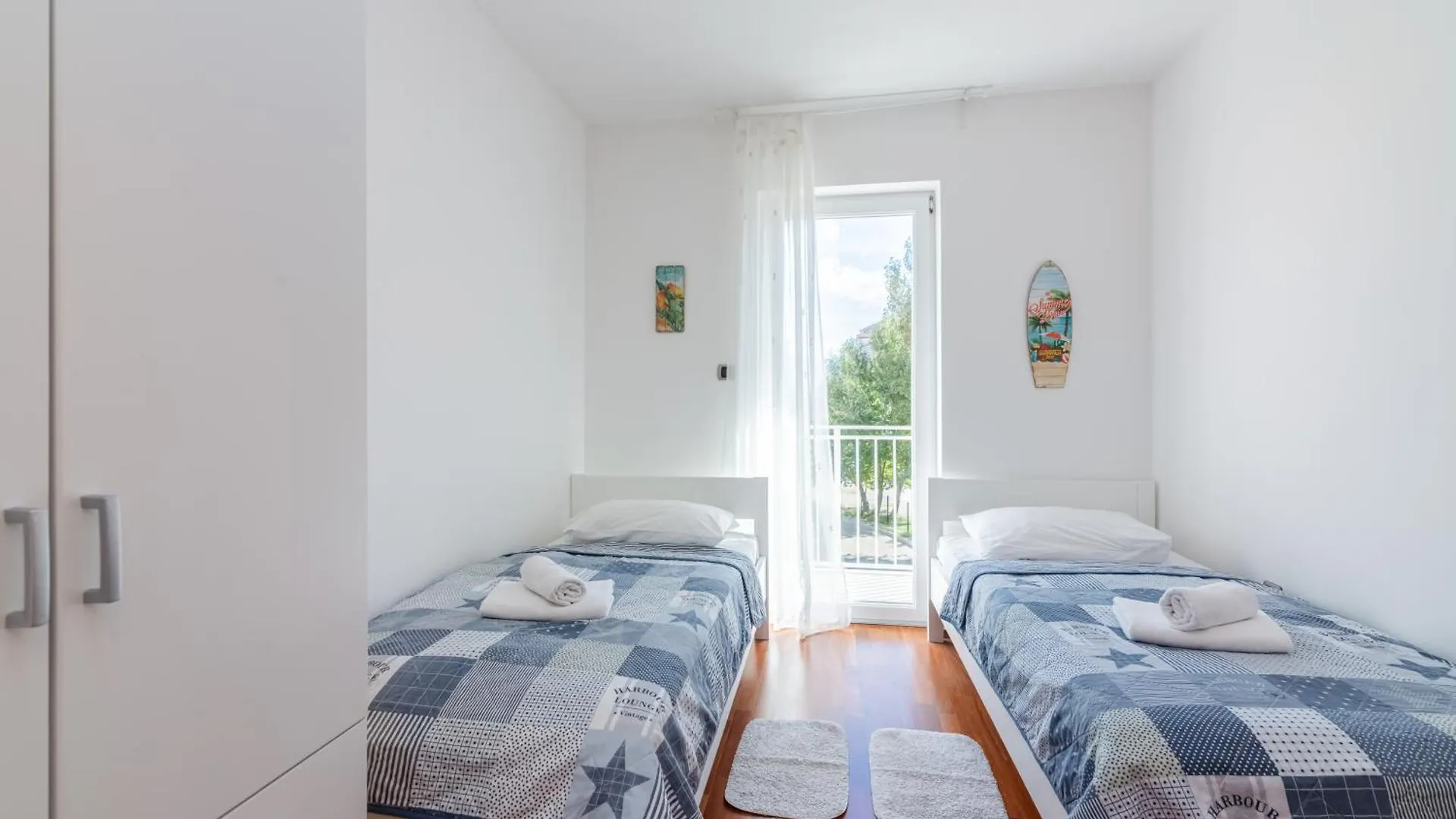 Apartments Lovorka Baska