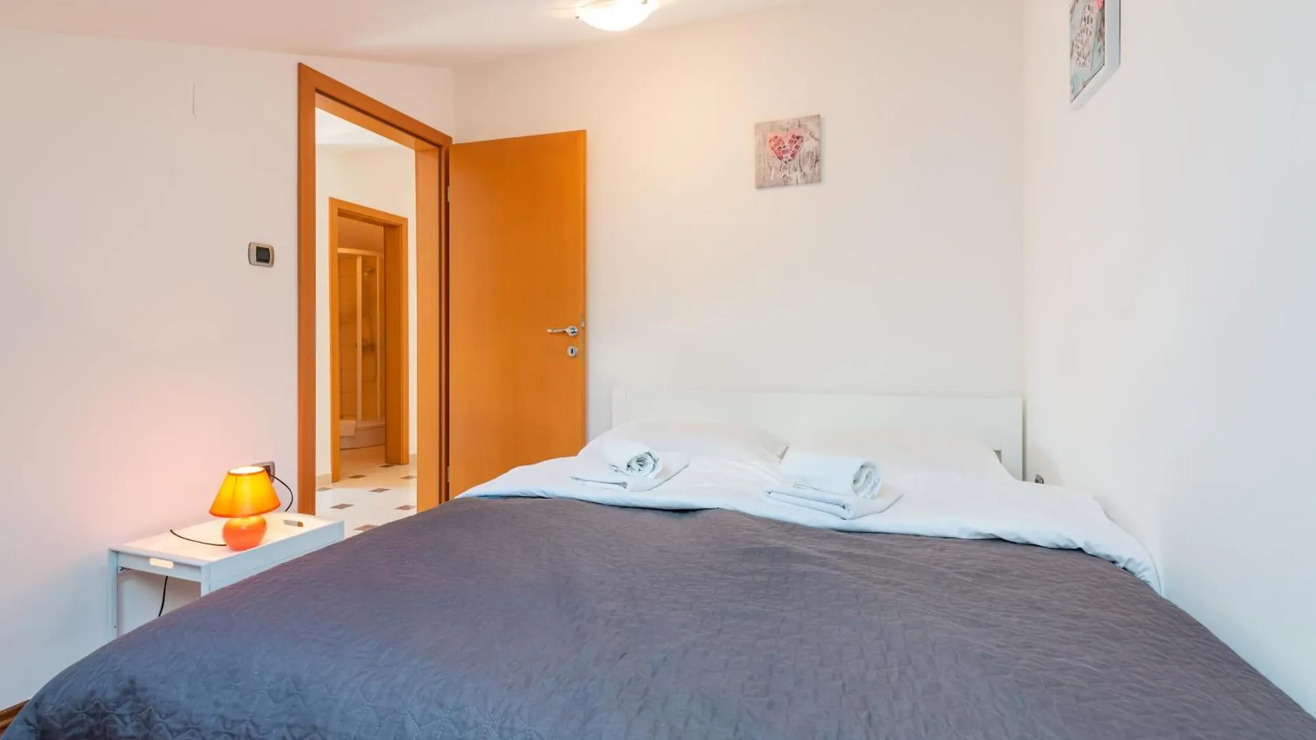 Apartments Lovorka Baska  Croatia