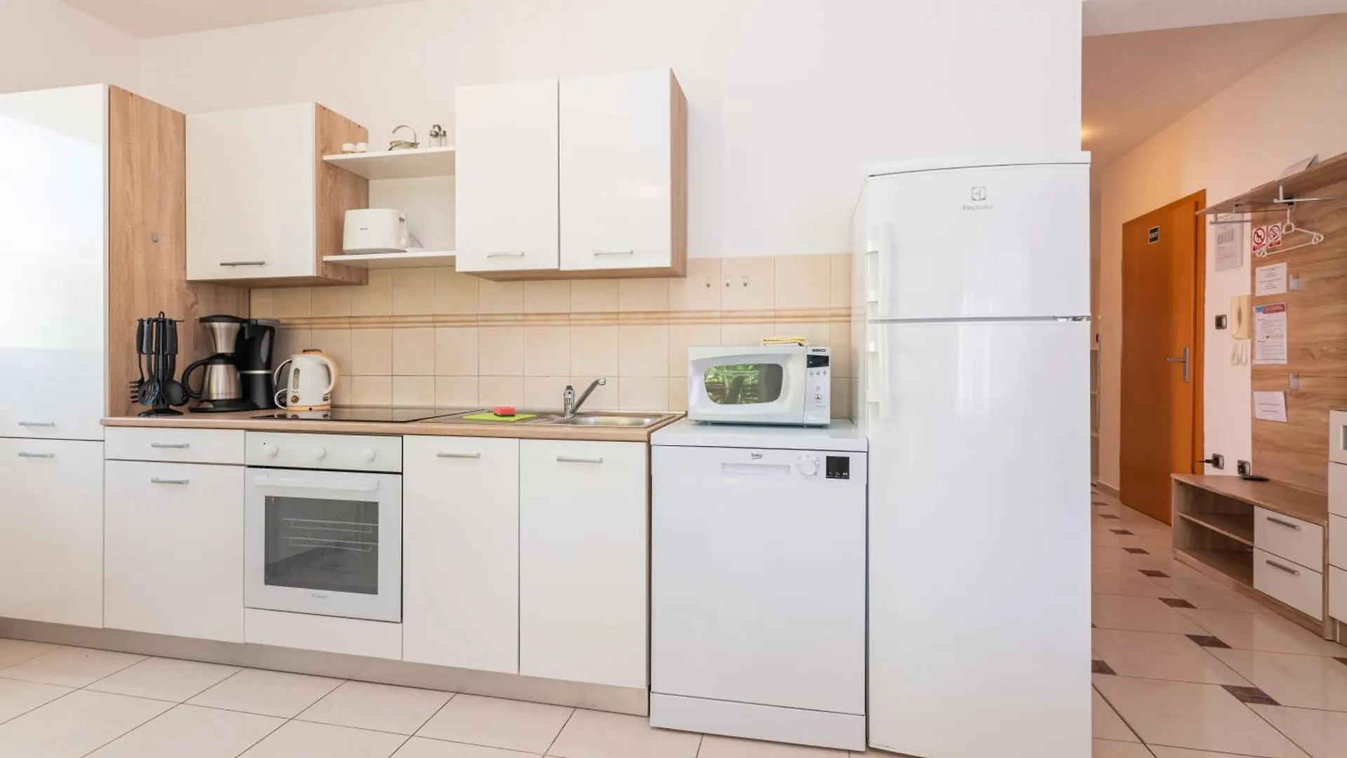 Apartments Lovorka Baska