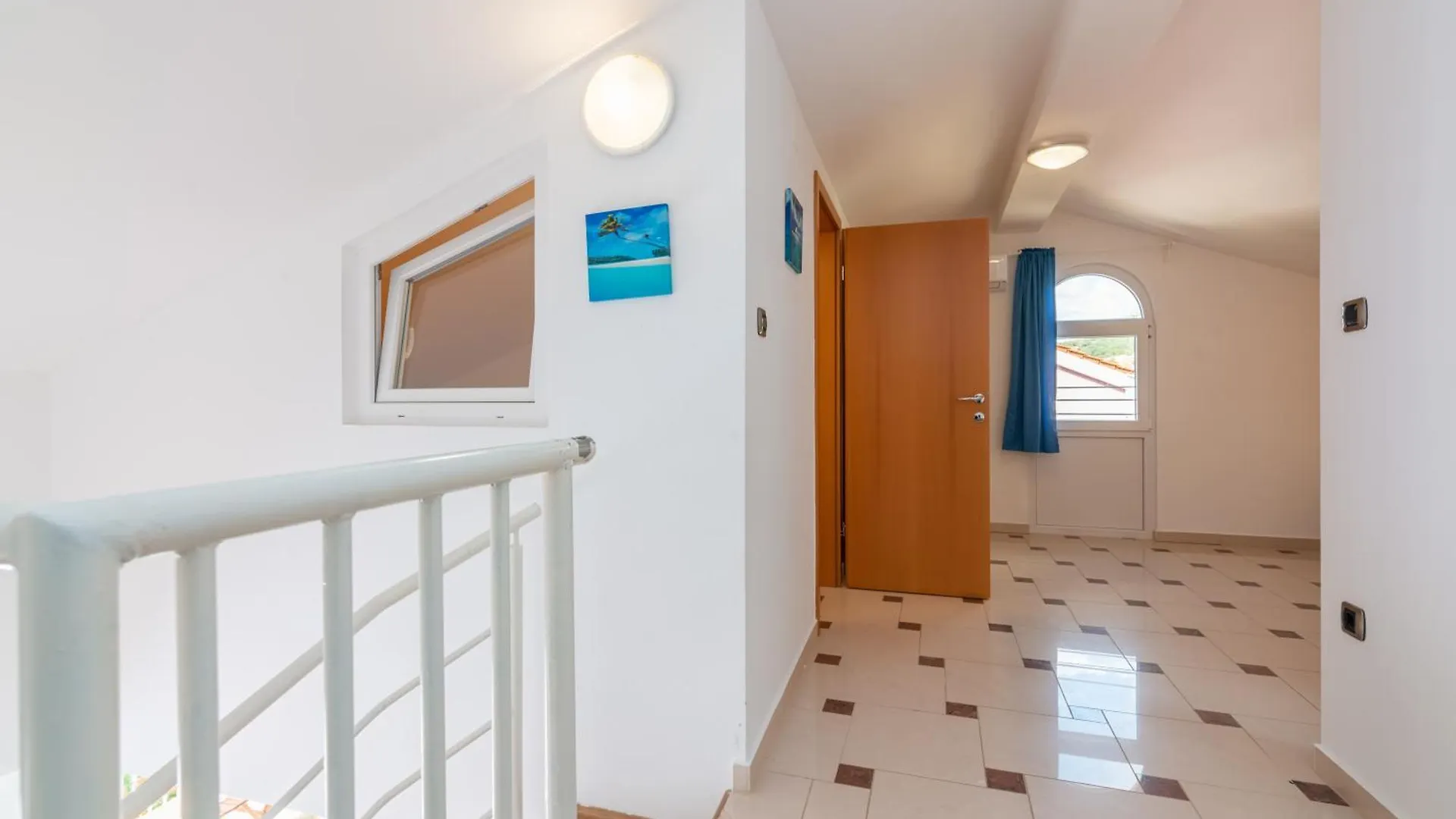 Apartments Lovorka Baska